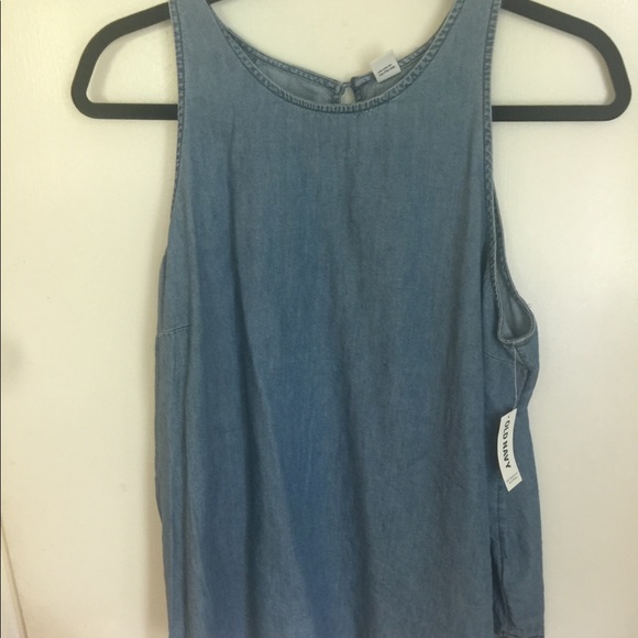 Old Navy Tops - Old navy sleeveless denim top NWT SIZE L Old Navy Tops - Old navy sleeveless denim top NWT SIZE L